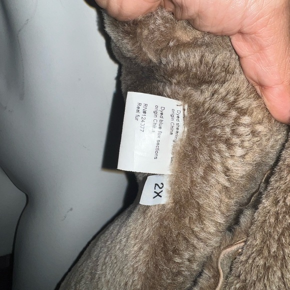 Blue Duck Shearling Fur Jacket - Picture 4 of 4